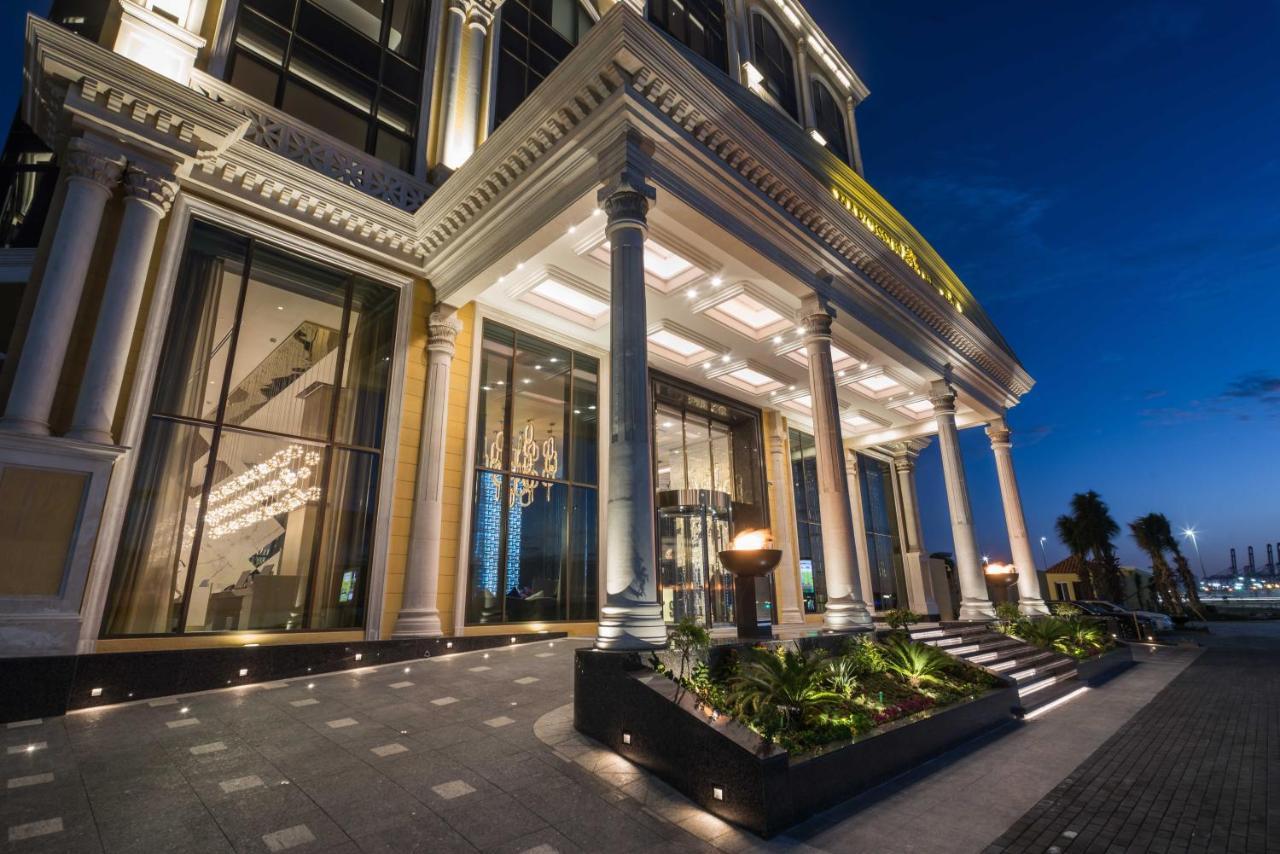 Narcissus Al Hamra Hotel Dschidda Exterior foto The hotel's entrance